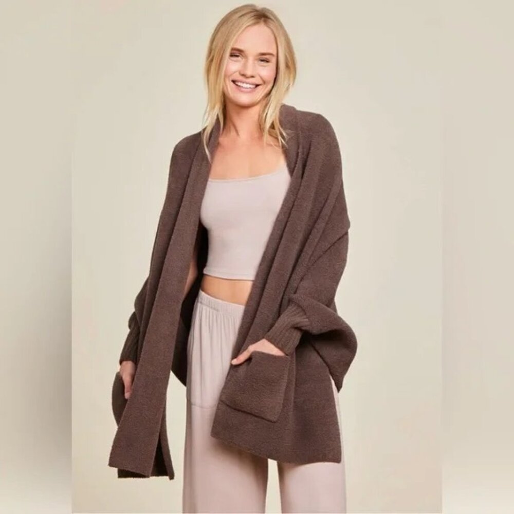 NWT Barefoot Dreams CozyChic Blanket Wrap